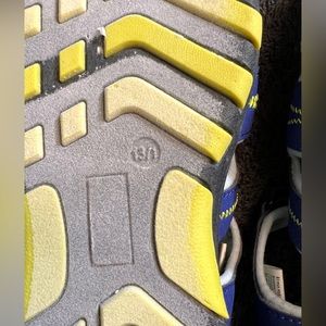 Kids Shoes Size 13/1